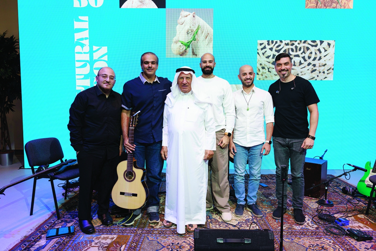 


صباح الريس مع «الإخوة حسن» 