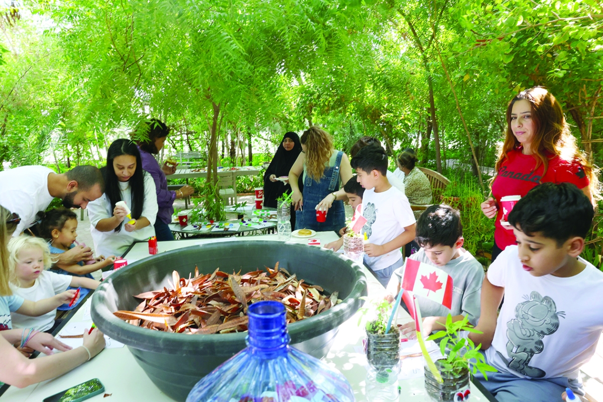 جانب من الفعاليات البيئية في الحديقة