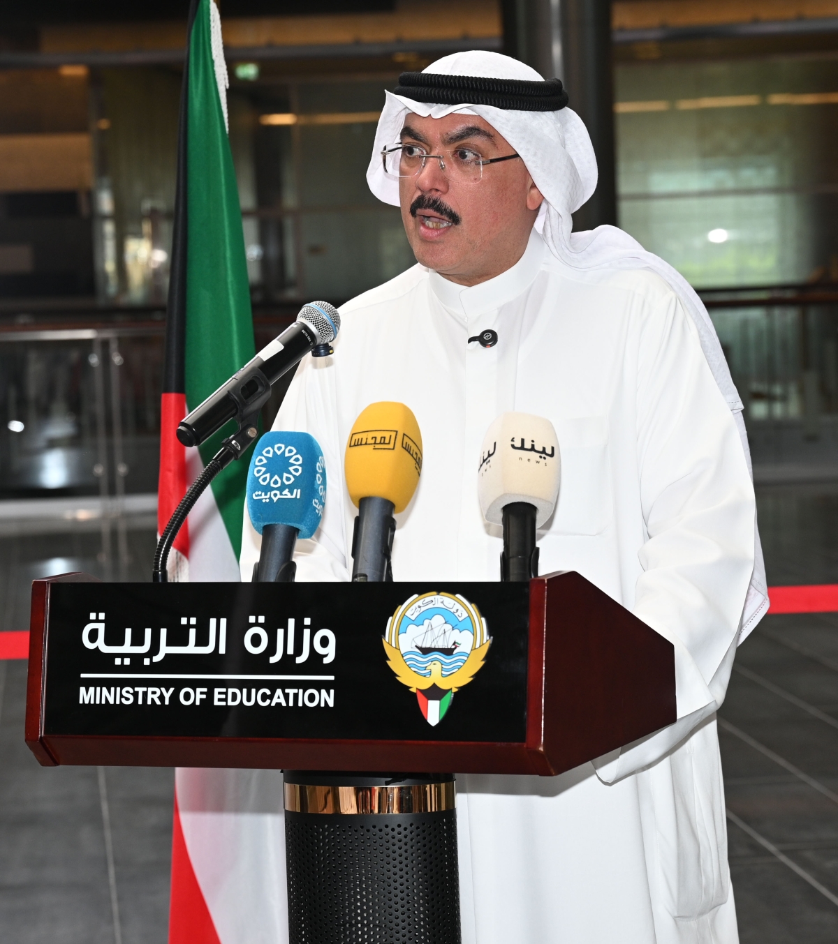 الطبطبائي يلقي كلمته 