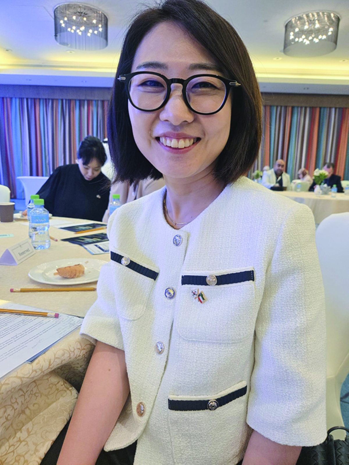 


القائمة بأعمال السفارة الكورية 