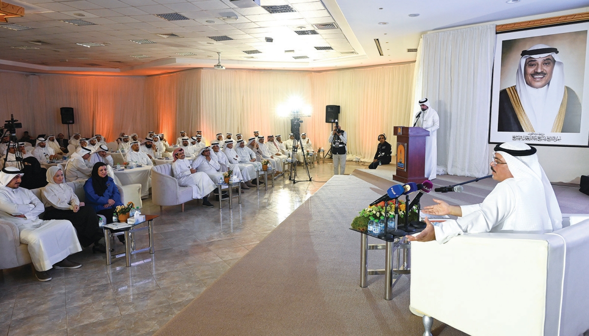 حوار شفّاف وإيجابي بين الوزير وأهل الميدان 