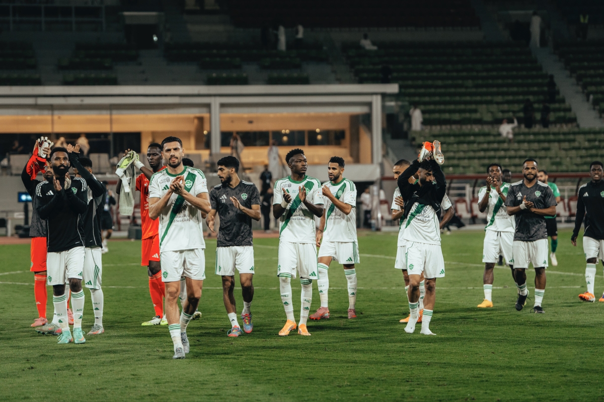 لاعبو الأهلي 