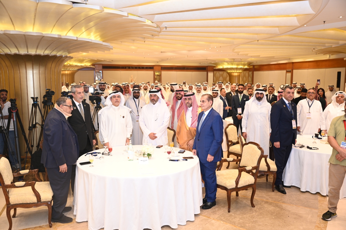 3 الحضور خلال عزف موسيقى السلام الوطني (تصوير نايف العقلة)