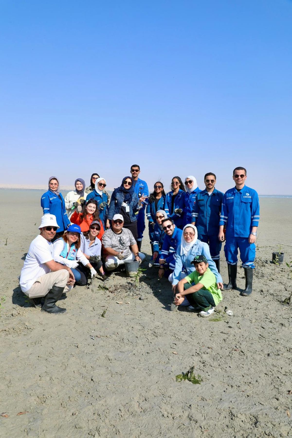 صورة جماعية للمشاركين 