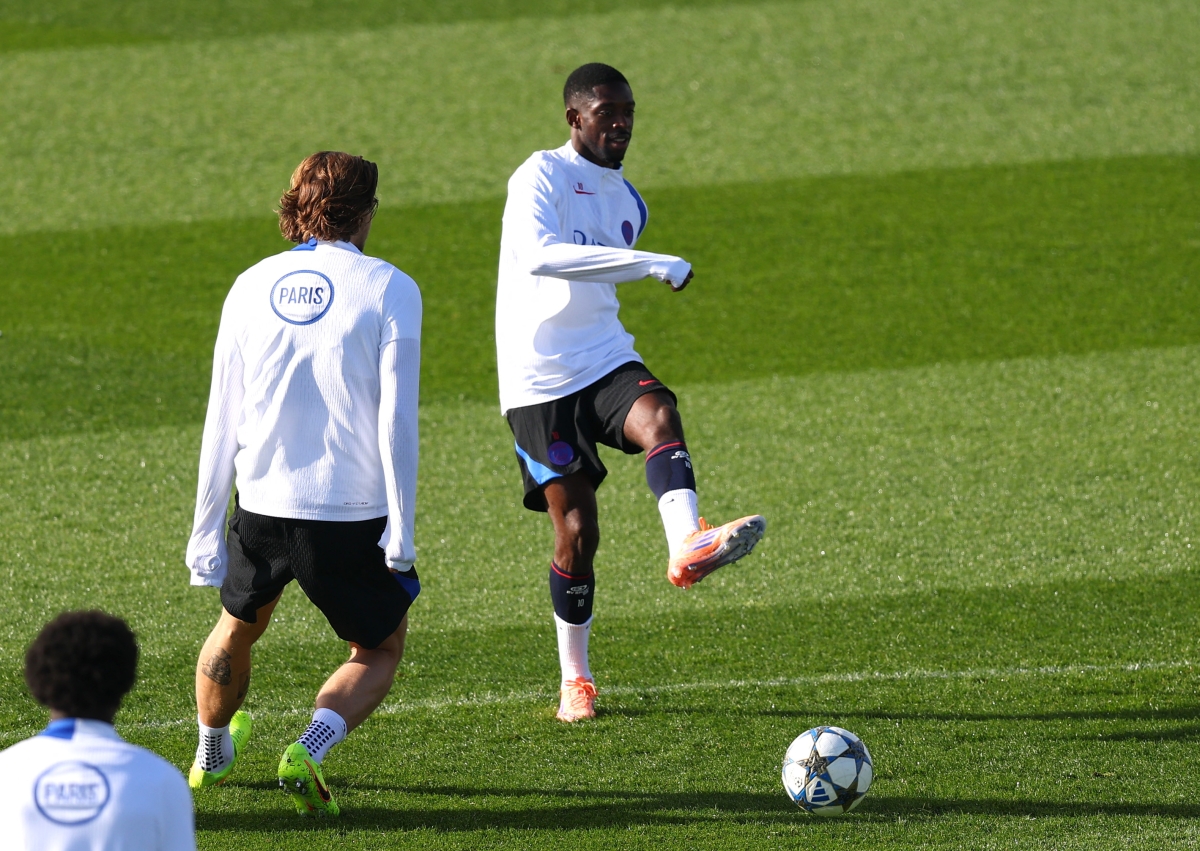 عثمان ديمبيلي في تدريبات باريس سان جرمان