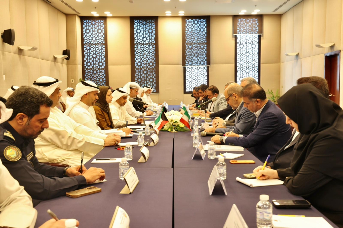 جانب من اجتماع اللجنة التجارية المشتركة