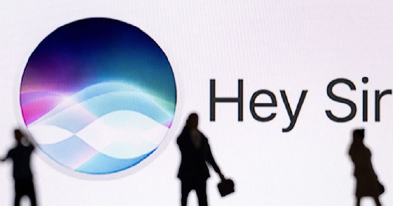 صحيفة الراي | «بلومبرغ»: «أبل» ستستخدم نموذج جوجل للذكاء الاصطناعي لتشغيل  المساعد سيري