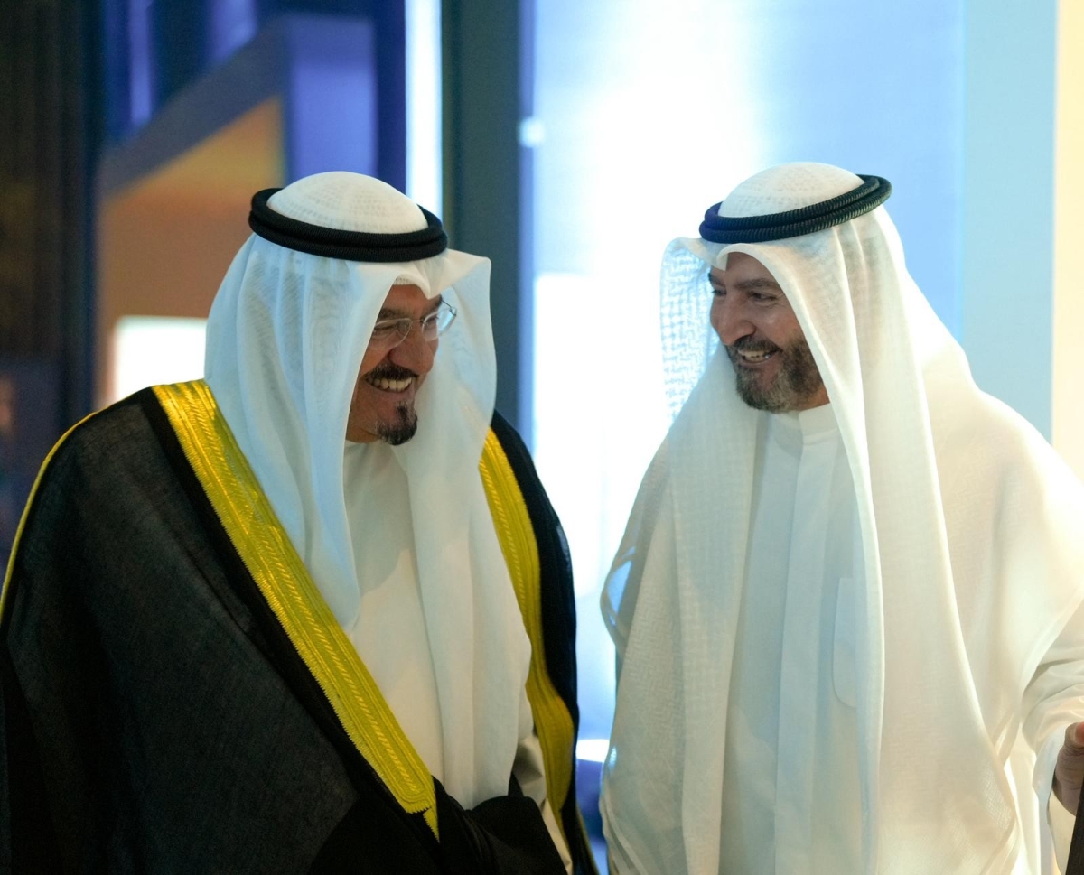 سمو رئيس مجلس الوزراء مع حمد المرزوق