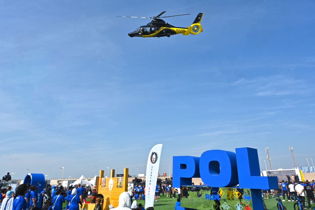 مروحية تابعة لوزارة الداخلية تشارك في تأمين الماراثون    