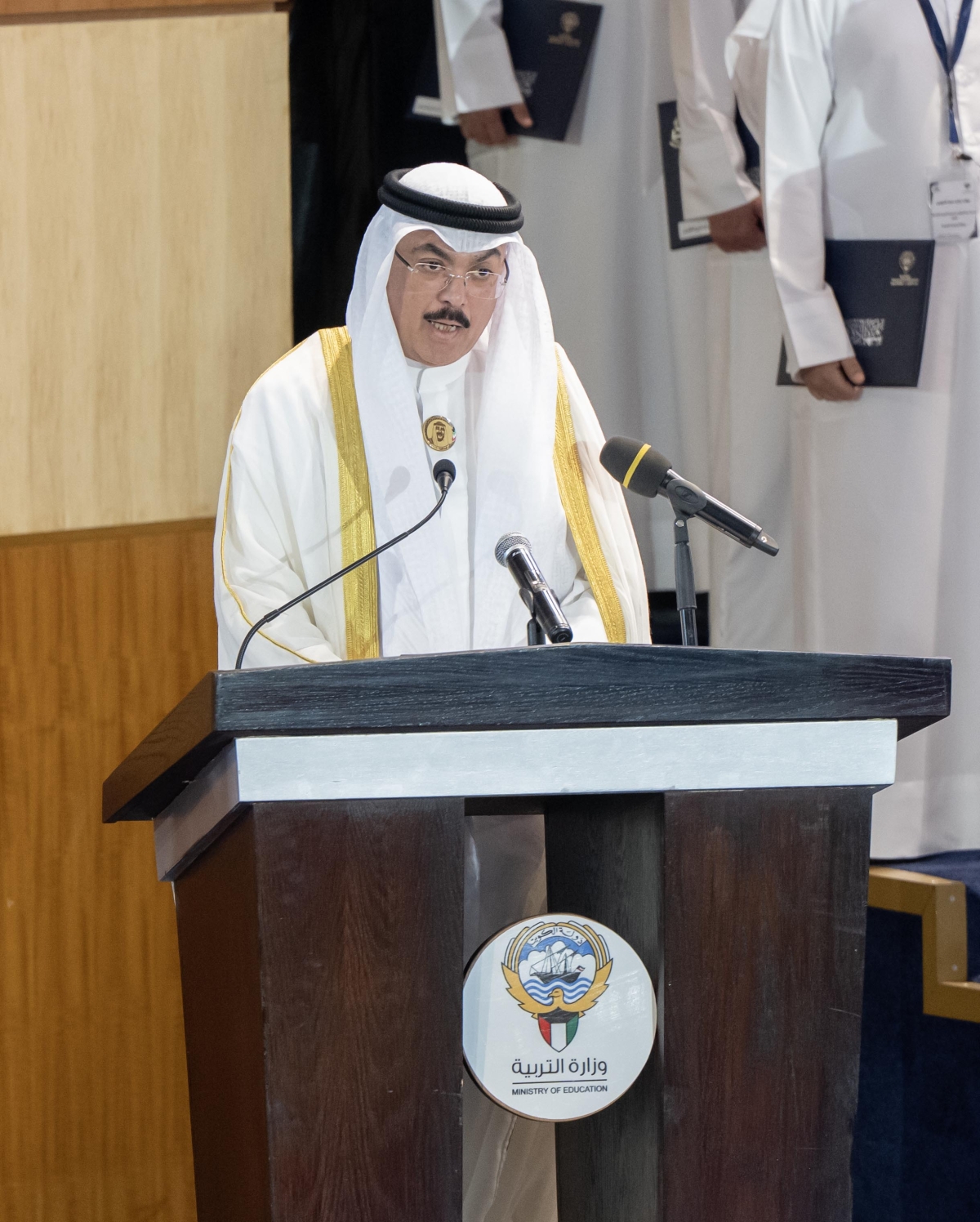 الطبطبائي يلقي كلمته 