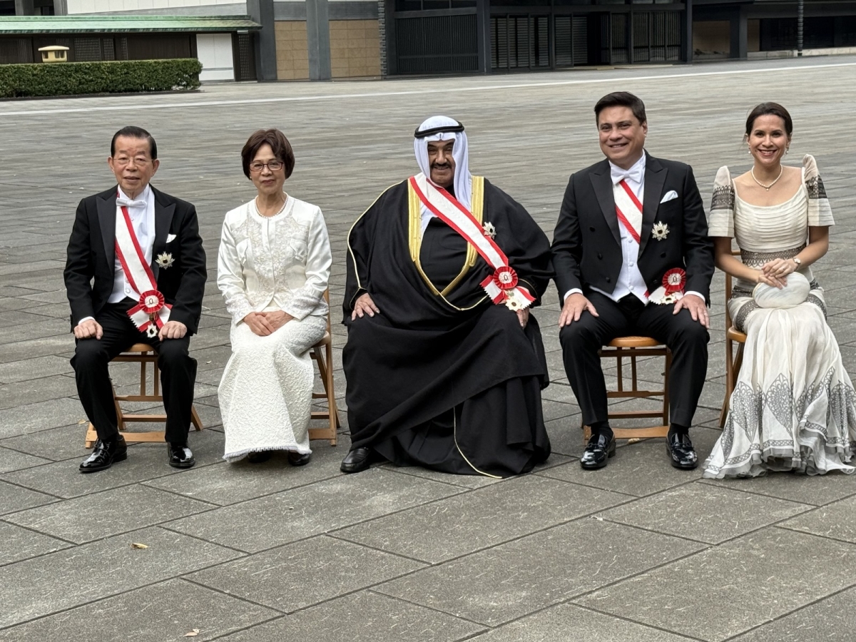 جانب من المراسم في القصر الإمبراطوري بطوكيو