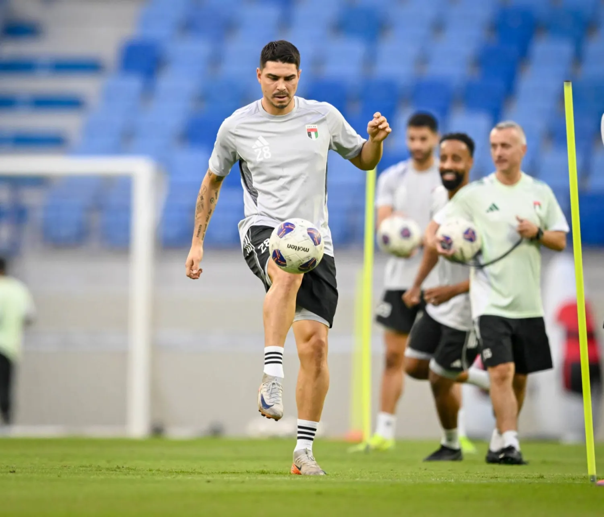 من مران المنتخب الاماراتي