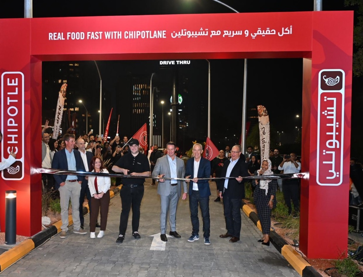 جانب من حفل قص شريط الافتتاح