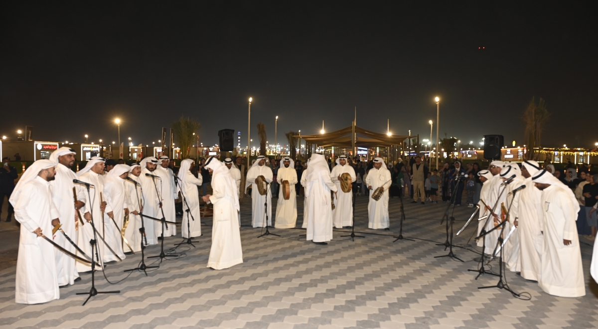 العرضة في افتتاح المخيم