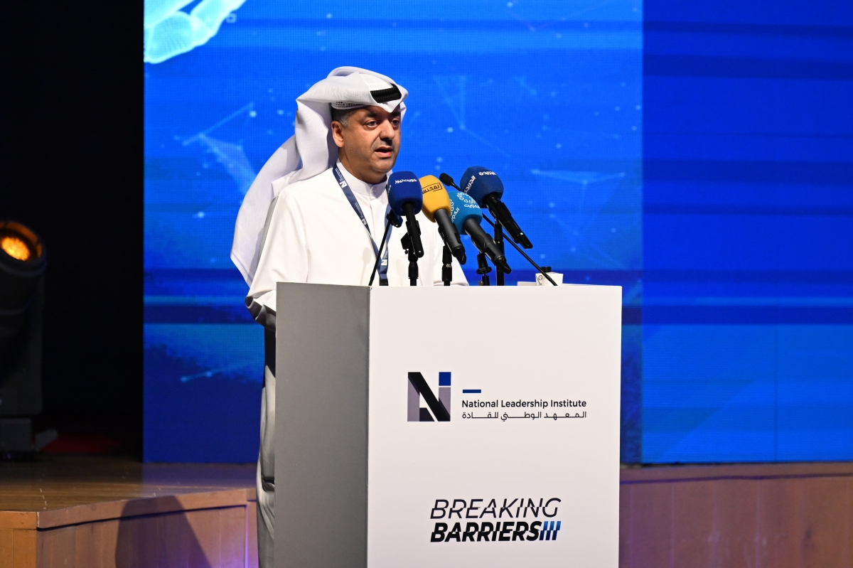 وليد الخشتي مُلقياً كلمة «زين» الافتتاحية