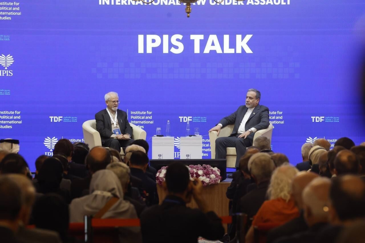 عراقجي خلال المؤتمر الدولي في طهران