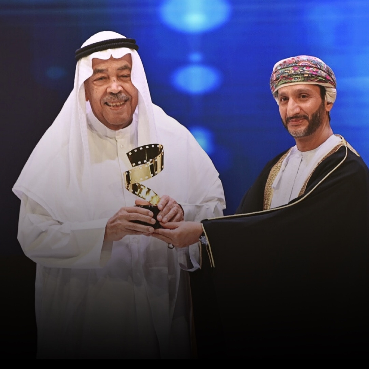 البوسعيدي مكرّماً الفرج