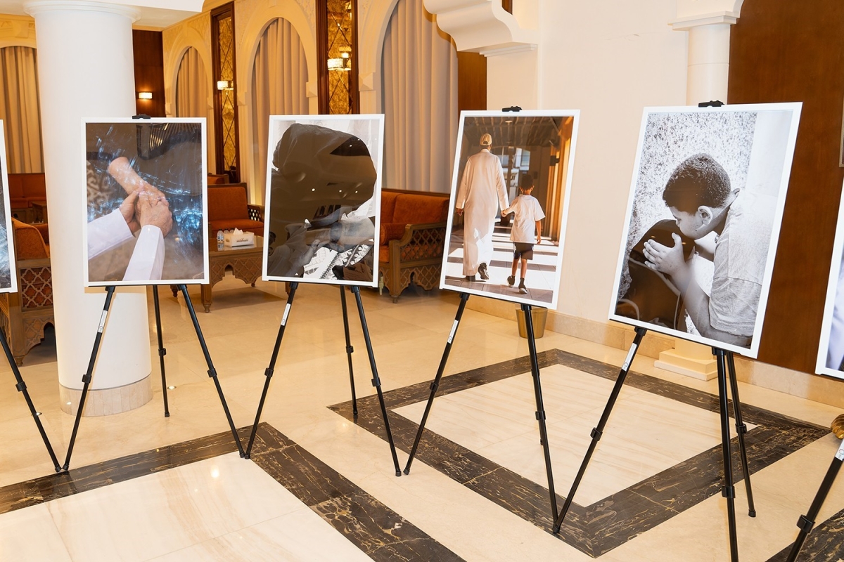 من اللوحات المشاركة 