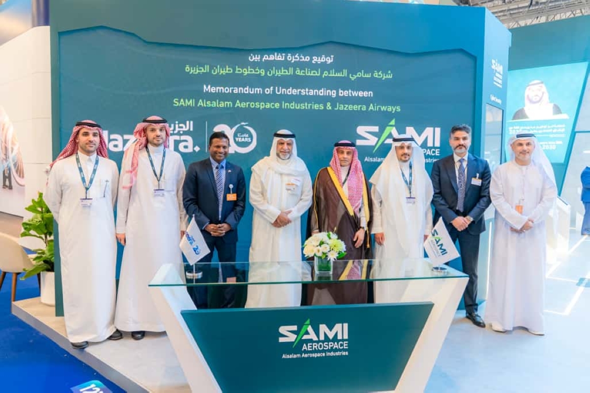 مروان بودي وثامر المهيد وقياديو الجانبين في حفل التوقيع