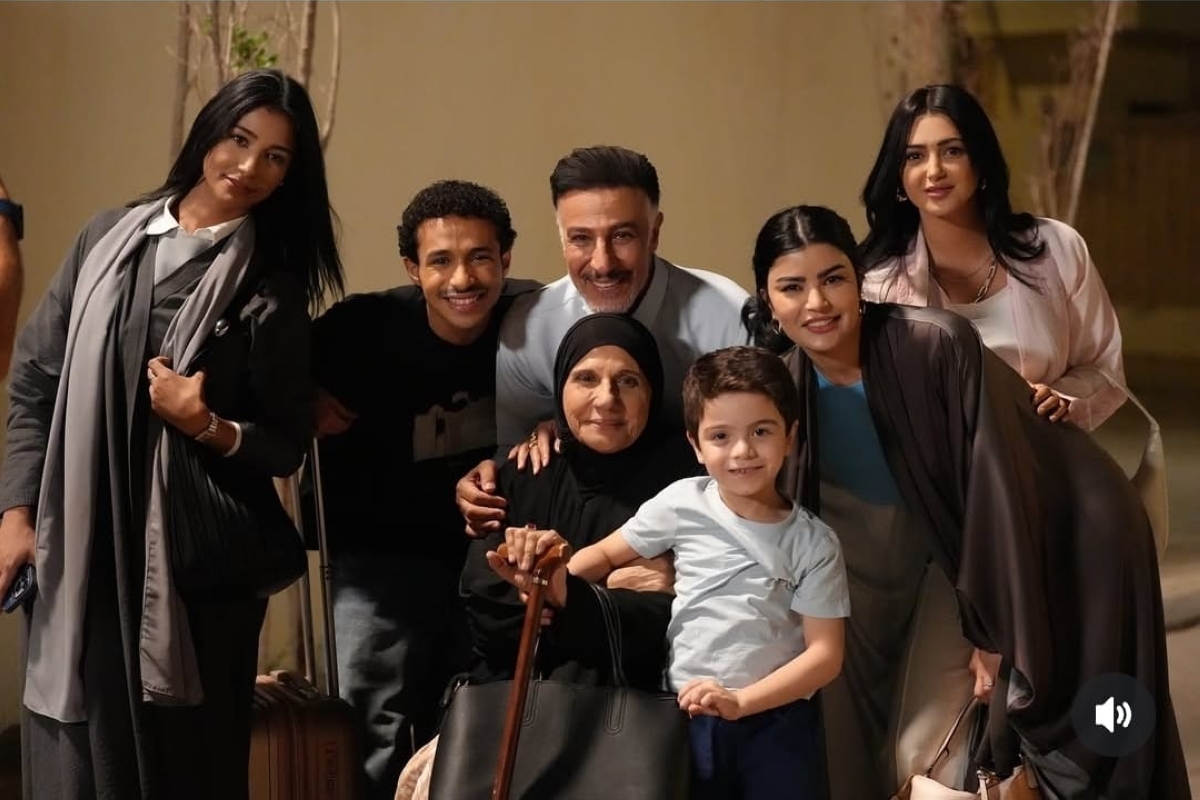 النمري مع نجوم «المرسى»