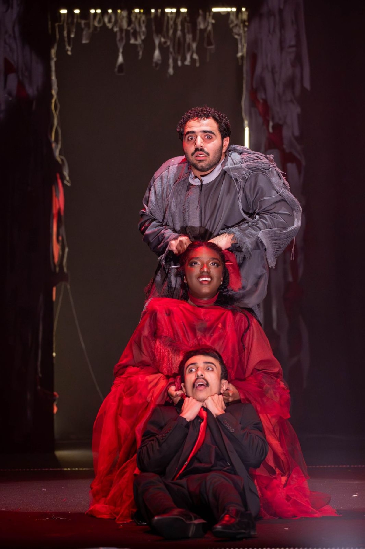 من «صيد ثعالة»