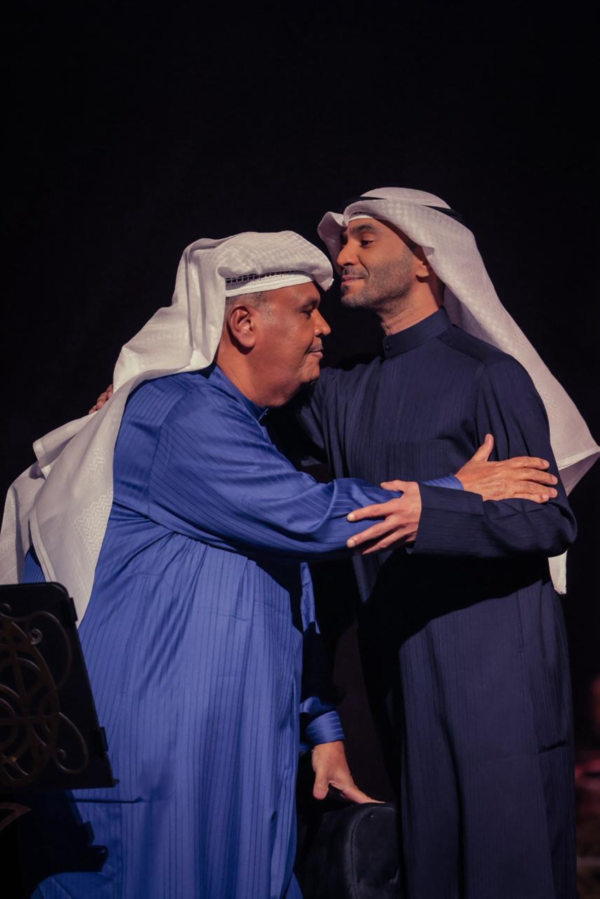 قبلة من المطرف على رأس «بوشعيل»