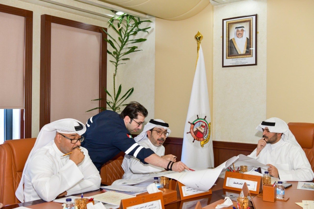 متابعة شرح الخطة لتحسين الانسيابية المرورية