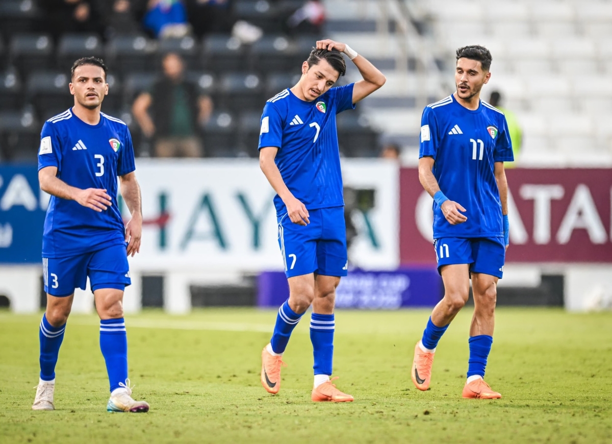 لاعبو «الأزرق» يعودون للمران