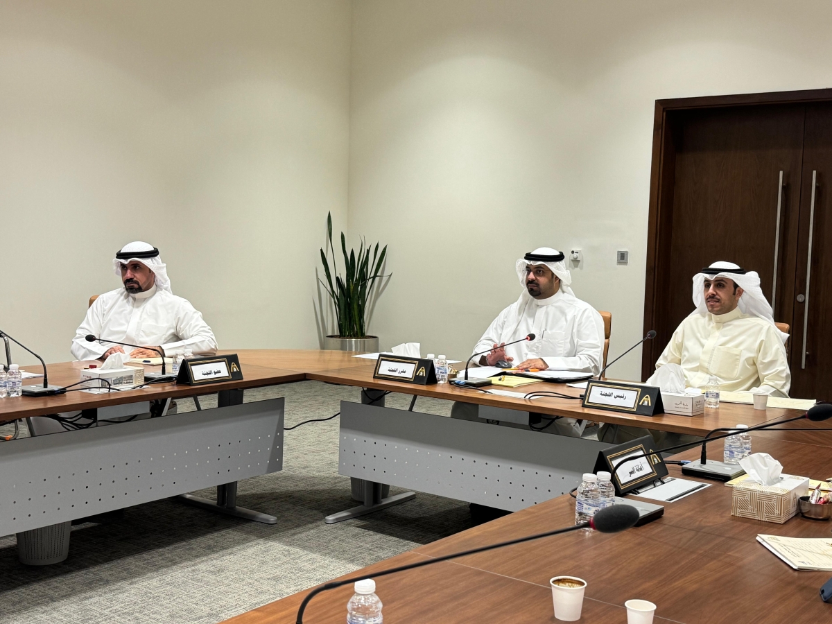 الدغر مترئساً اجتماع لجنة تقصي الحقائق