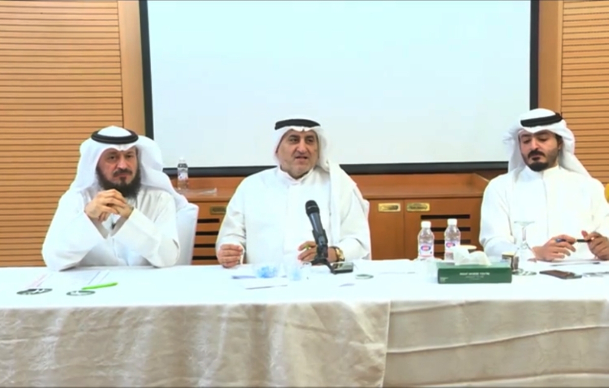 من اليمين مبارك الحربي وبدر العدواني وناصر السهو