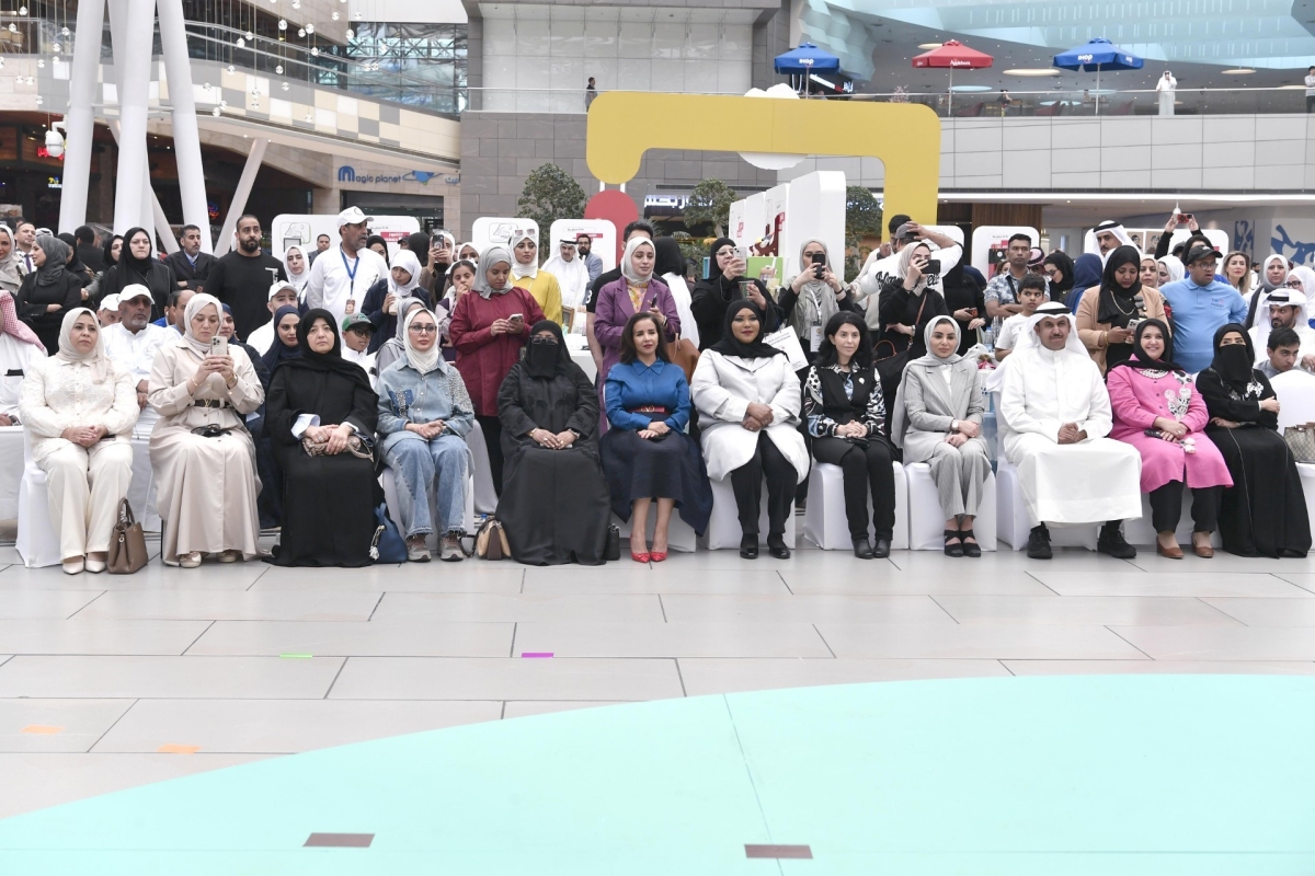 ممثلو الجهات الرسمية المشاركة في المعرض