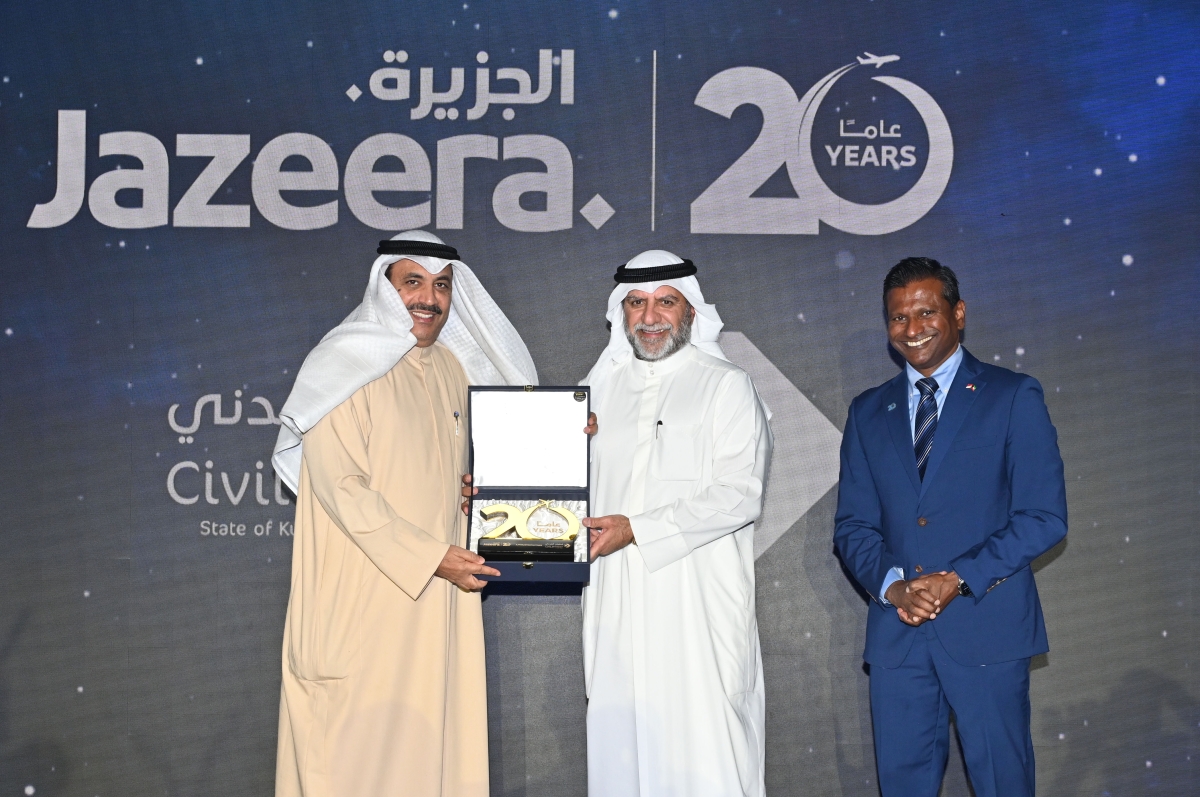 بودي وباسوباثي يكرّمان ممثل «الطيران المدني» 