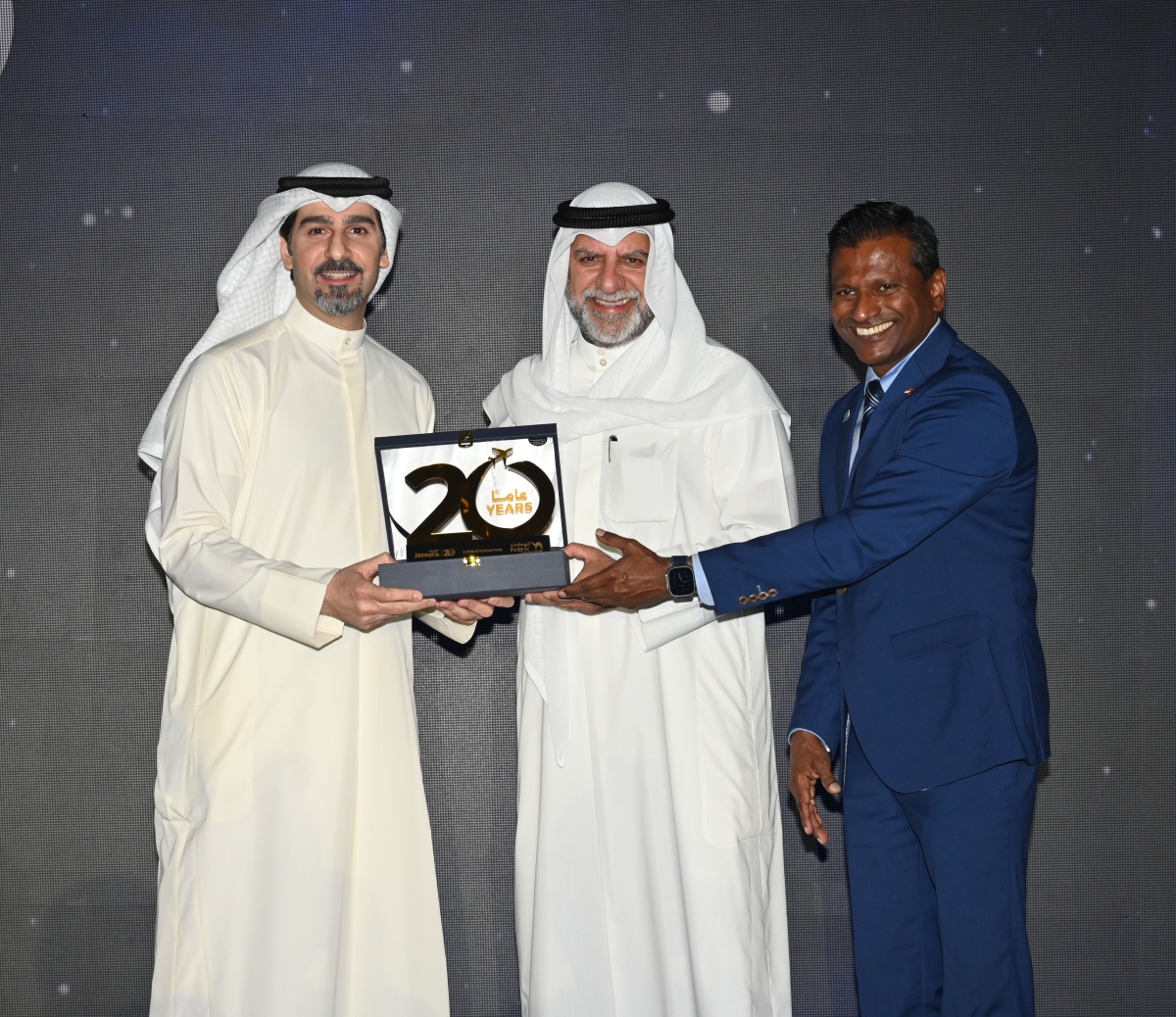 وتكريم بنك الكويت الوطني 