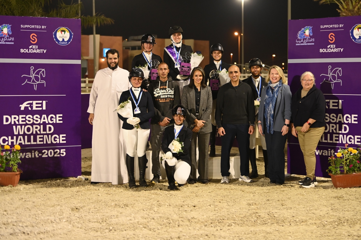 تتويج الفائزين