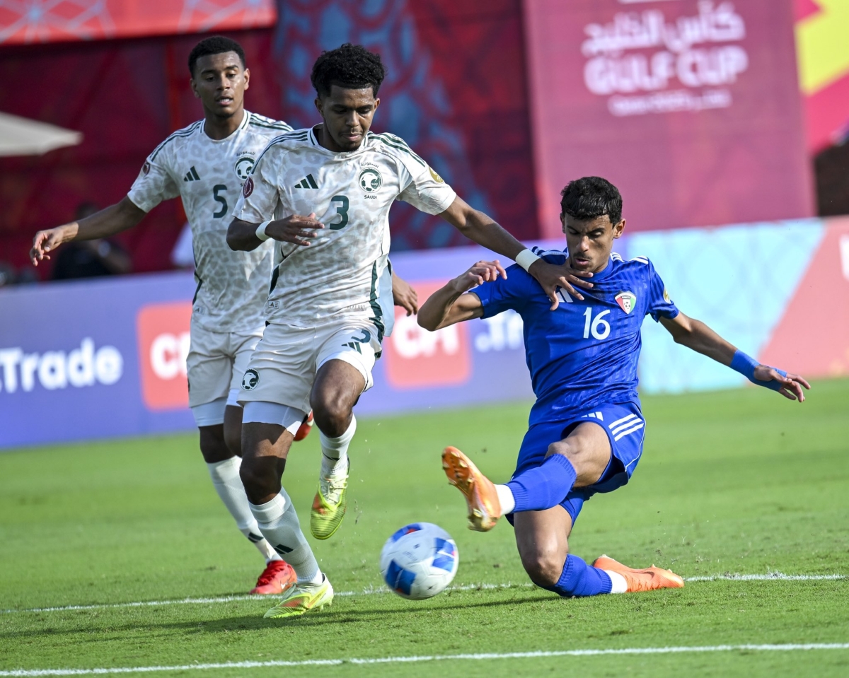 جانب من مباراة الأولمبي مع السعودية