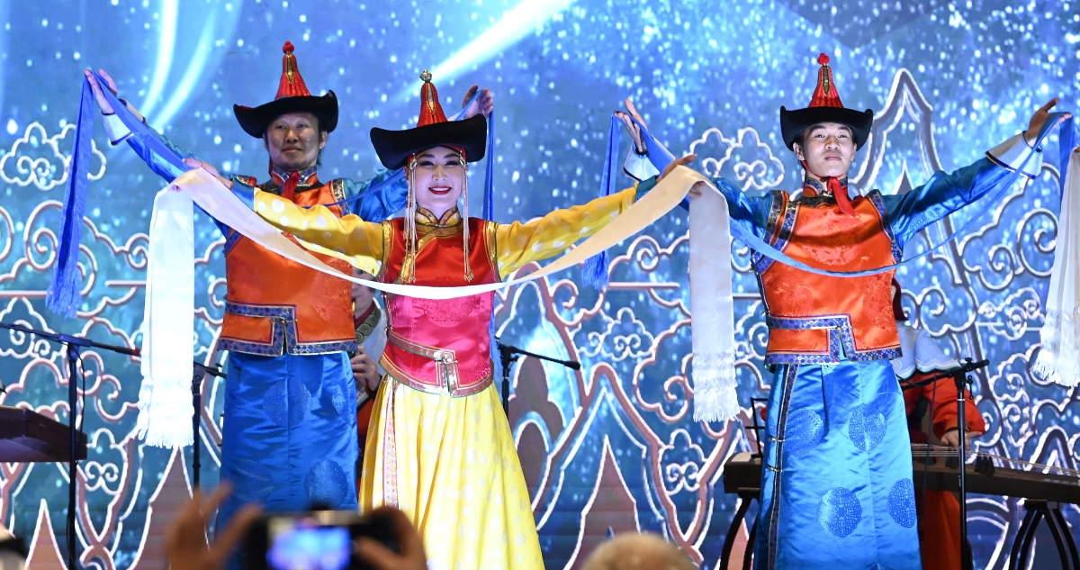 فقرة استعراضية في الحفل