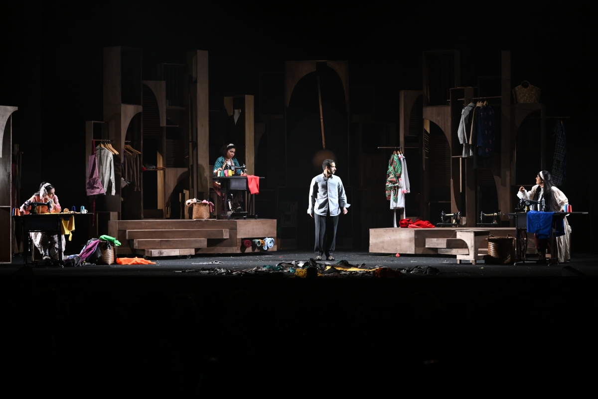 من عرض «كازانوفا»