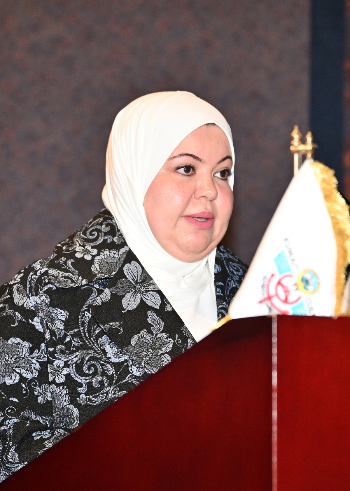 فاطمة القلاف