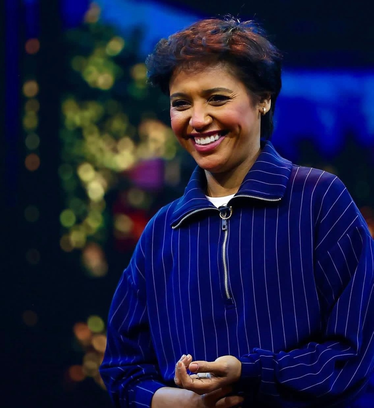 نورا العميري