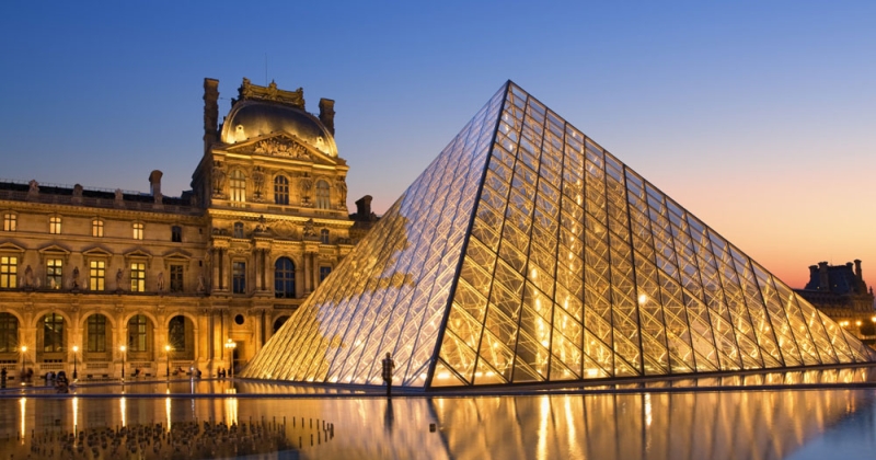 إضراب يغلق متحف اللوفر 