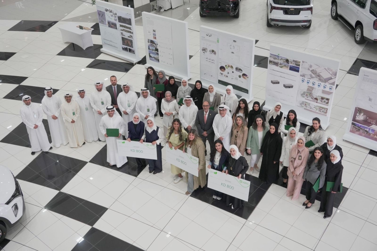 تكريم الفائزين في احدى المسابقات