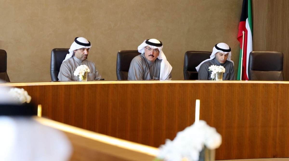 الطبطبائل لدى اجتماعه بالقيادات التربوية