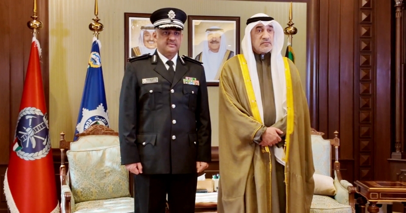 اليوسف يقلد عبدالوهاب الوهيب رتبة اللواء 