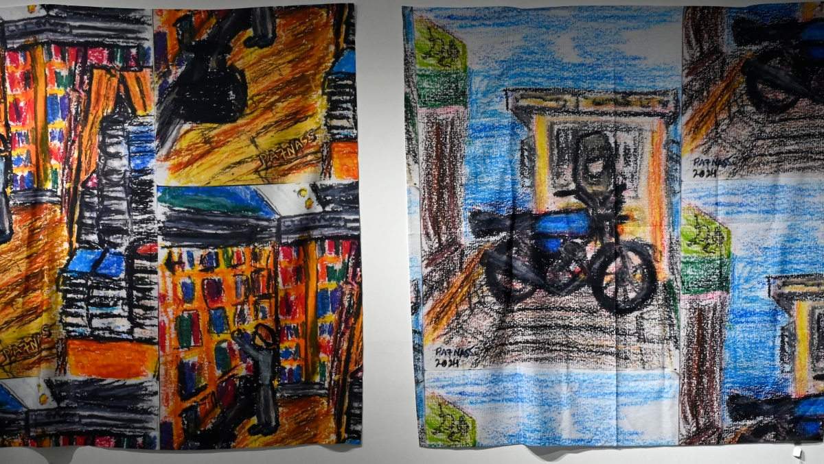 لوحتان... وحكايتان