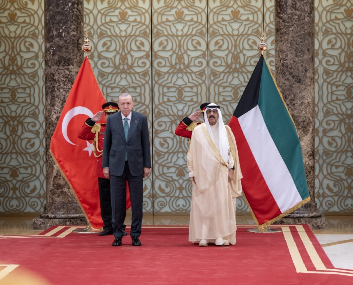 الأمير مستقبلاً الرئيس التركي ( 21 أكتوبر 2025 ) 