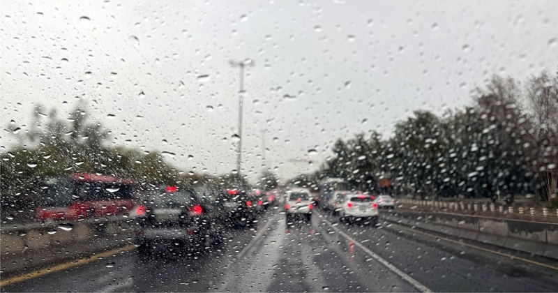 «الأرصاد»: طقس بارد وأمطار غزيرة أحيانا حتى صباح الغد 