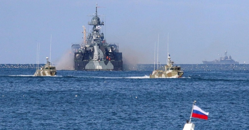 عقوبات أوروبية على عشرات السفن من «أسطول الظل» الروسي 