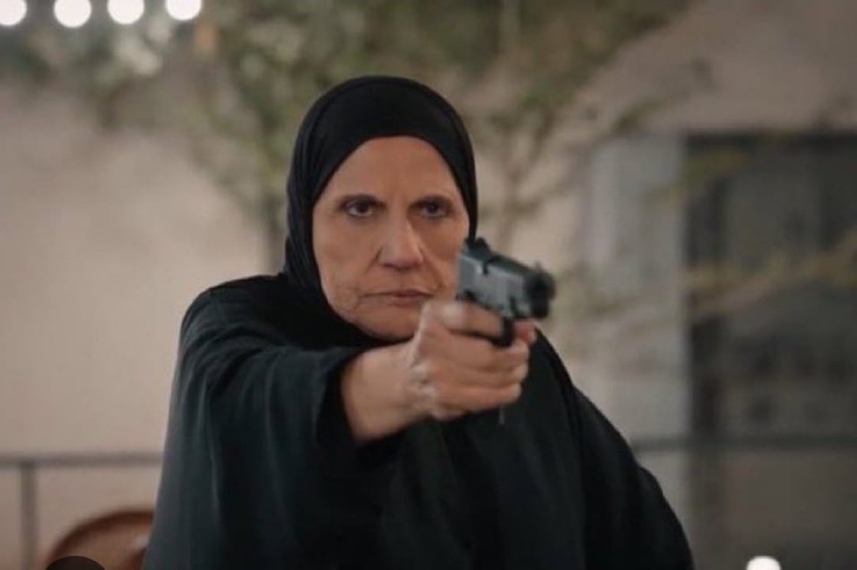 أسمهان توفيق في مشهد إطلاق النار