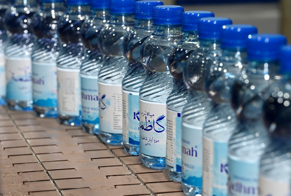 مياه الآبار الشاطئية... من البحر إلى الأسواق 