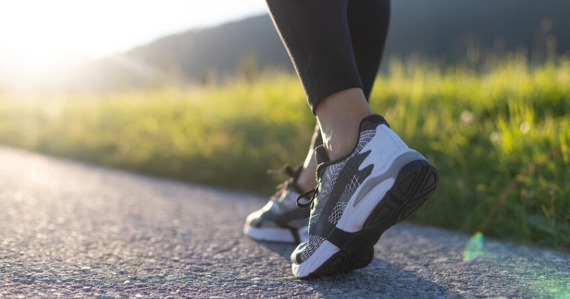 أسلوب المشي اليومي يؤثر على الصحة.. دراسة تكشف 